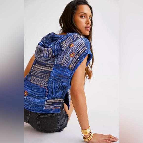 Anthropologie Tops - Anthropologie Pilcro Ebisu Hooded Sweater Patchwork Embroidered Floral